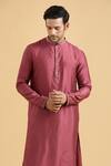 Buy_Aryavir Malhotra_Magenta Kurta Slub Silk Plain Straight With Pant 