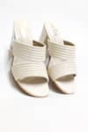 THE ALTER_Off White Round Toe Heels _Online