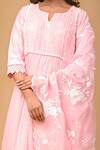 Buy_Gulabik Jaipur_Pink Handloom Chanderi Embroidery Floral Notched Pintuck Pleat Kurta And Pant Set 