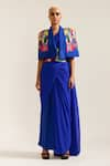 Buy_MINI SONDHI_Blue Crepe Embroidery Applique Jacket Lapel Pre-draped Pleated Saree With Set 