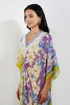 Buy_Devyani Mehrotra_Green Viscose Muslin Printed Vintage Floral Scallop V Neck Kaftan 