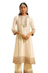 Buy_Sheetal Batra_Ivory Kurta And Palazzo Silk Chanderi Embroidery Dabka Round Neck Shiza & Set 