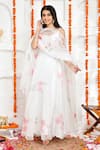 Bannhi_White Organza Hand Painted Floral Scoop Neck Anarkali With Dupatta _Online_at_Aza_Fashions