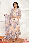 Buy_Bannhi_Peach Chanderi Print Flower Garden V Neck Kurta Palazzo Set _at_Aza_Fashions