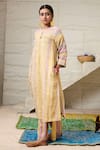 Saundh_Yellow Kurta Linen(viscose) Printed Geometric Round Jyot Pyjama Set _Online