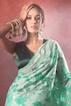 Buy_Samyukta Singhania_Green Organza Lucknowi Weave Paisley Chikankari Zari Saree With Running Blouse _Online