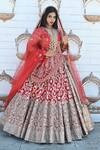 Buy_TANUSHAVY COUTURE_Red Pure Handloom Cotton Woven Banarasi Floral Dabka Dori V Bridal Lehenga Set _at_Aza_Fashions