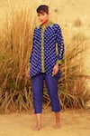 Buy_The Home Affair_Blue Pure Crushed  Lining Tie Dye Bandhani Collar Kurta Pant Set _at_Aza_Fashions