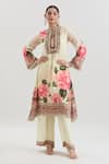 Buy_Basanti - Kapde Aur Koffee x AZA_Ivory Crepe Printed Floral Band V Straight Kurta And Pant Set _at_Aza_Fashions