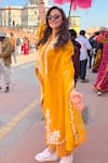 Buy_PREETI MEHTA_Yellow Pleated Satin Polyester Organza Placement Kurta Set With Flower Dupatta _Online