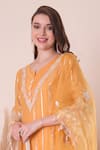 Surabhi Arya_Peach Kurta Mul Chanderi Embroidery Zari Notched Gota Set _at_Aza_Fashions