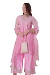 Buy_Surabhi Arya_Pink Kurta And Pant Mul Chanderi Embroidery Zari Thread Blunt V Neck Palazzo Set 