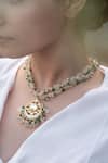 Do Taara_Green Kundan Studded Pendant Necklace _Online_at_Aza_Fashions