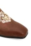 NR BY NIDHI RATHI_Brown Embroidery Hand Jutti Mules _Online_at_Aza_Fashions