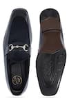 Buy_NR BY NIDHI RATHI_Black Dual Tone Buckle Detail Loafers