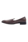 NR BY NIDHI RATHI_Brown Textured Mojari Loafers _at_Aza_Fashions