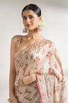 Buy_Gopi Vaid_Ivory Cotton Silk Printed Floral Jaal Sweetheart Neck Saree With Blouse 