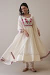 Buy_RoohbyRidhimaa_Off White Pure Silk Chanderi Embroidered Floral Round Uzma Anarkali Set 