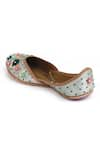 Buy_Yassio_Green Thread Raisa Gullista Embroidered Juttis _Online_at_Aza_Fashions