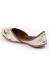 Yassio_White Sequin Tahira Shamiyana Embroidered Juttis _Online_at_Aza_Fashions