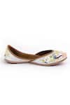 Buy_Yassio_White Sequin Tahira Shamiyana Embroidered Juttis _Online_at_Aza_Fashions