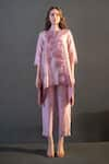 Buy_Clos_Pink Dupion Silk Print Abstract Band Collar Short Tail Kaftan With Pant _at_Aza_Fashions