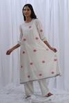 Buy_KHAT_White Handloom Cotton Woven Polka Dot Round Contrast Pattern Tunic With Pant _at_Aza_Fashions