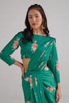 Buy_Pasha India_Green Swiss Satin Floral Round Jade Pattern Lungi Pre-draped Saree Set _Online_at_Aza_Fashions