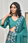 Buy_Pheeta_Green Blouse Muslin Printed Geometric V-neck Floral Lehenga Set 