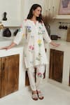 ROZA_Ivory Linen Printed Floral V-neck Amelia Short Kurta With Pant _at_Aza_Fashions