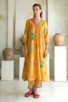 Buy_ROZA_Yellow Linen Print Marigold V Neck Floral Kurta With Pant _at_Aza_Fashions