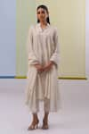 Buy_Sue Mue_Off White Handwoven Chanderi Mulmul Embroidered Shazi Floral Kurta Pant Set _at_Aza_Fashions