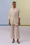 Buy_Sue Mue_Off White Handwoven Cotton Chanderi Nahta Fleur Patch Tunic With Pant _at_Aza_Fashions