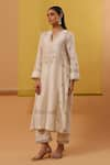 Shop_Sue Mue_Off White Handwoven Silk Chanderi Embroidery Thread Afni Dahlia Bloom Kurta Set _at_Aza_Fashions