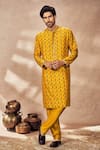 Buy_Masaba_Yellow Raw Silk Printed Pixie Dust Kurta _at_Aza_Fashions