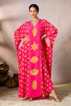 Buy_Masaba_Pink Crepe Silk Print Trinkets V-neck Slit Kaftan _at_Aza_Fashions