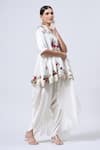 Buy_MINAXI DADOO_Ivory Dupion Embroidered Thread Band Collar Floral Cape And Harem Pant Set _Online_at_Aza_Fashions