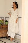 Pheeta_White Cotton Print Floral V-neck Gathered Kurta And Pant Set _at_Aza_Fashions