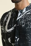 Anamika Khanna_Black Printed Abstract Monochromatic Kurta _at_Aza_Fashions