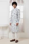 Buy_Darshika Menswear_White Chanderi Printed Wildflower Kurta And Pyjama Set _at_Aza_Fashions