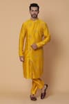 Buy_Kudrat Couture_Yellow Chanderi Silk Embroidery Zardozi Teer Kurta Set _at_Aza_Fashions