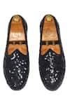 Buy_Domani_Black Sequin Embroidered Juttis _Online_at_Aza_Fashions