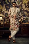 Buy_Kasbah_Ivory Georgette Embroidered Floral Kurta _at_Aza_Fashions