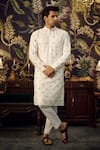 Buy_Kasbah_White Silk Embroidered Mirror Kurta _at_Aza_Fashions