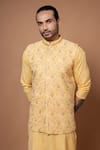 Priyanka Haralalka_Yellow Ruby Cotton/cotton Silk Embroidered Floral Zardozi Bundi And Kurta Set _at_Aza_Fashions