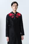 Buy_House of KOA_Black Kurta Chanderi Embroidered Glass Bead Orentail Rose With Pant _Online_at_Aza_Fashions