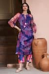 Buy_Archana Shah_Blue Bemberg Crepe Digital Printed Floral Round Pattern Kurta And Pant Set _at_Aza_Fashions