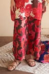 Archana Shah_Red Bemberg Crepe Print Floral Round Collar Moroccan Top With Pant _Online_at_Aza_Fashions