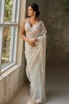 Buy_Zoon_Ivory Saree Pure Silk Organza Embroidery Aari Plunge V Neck With Blouse _at_Aza_Fashions