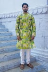 Buy_Kalp_Green Cotton Print Peacock Garden Kurta With Pant _at_Aza_Fashions